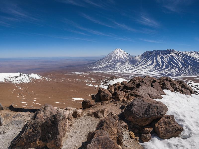 The approach to the Cerro Toco summit at 5,604 m